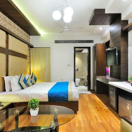 The Pearl Hotel Neu-Delhi Exterior foto
