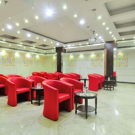 The Pearl Hotel Neu-Delhi Exterior foto