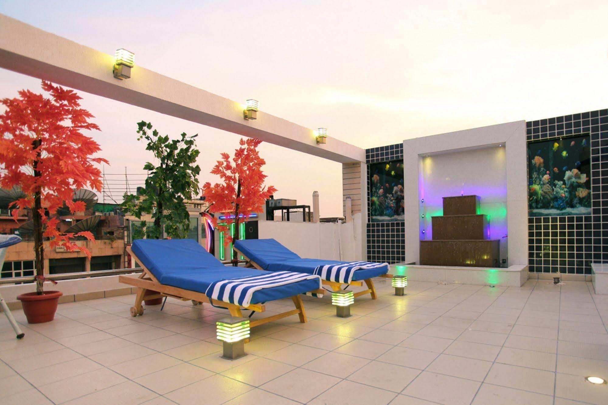 The Pearl Hotel Neu-Delhi Exterior foto