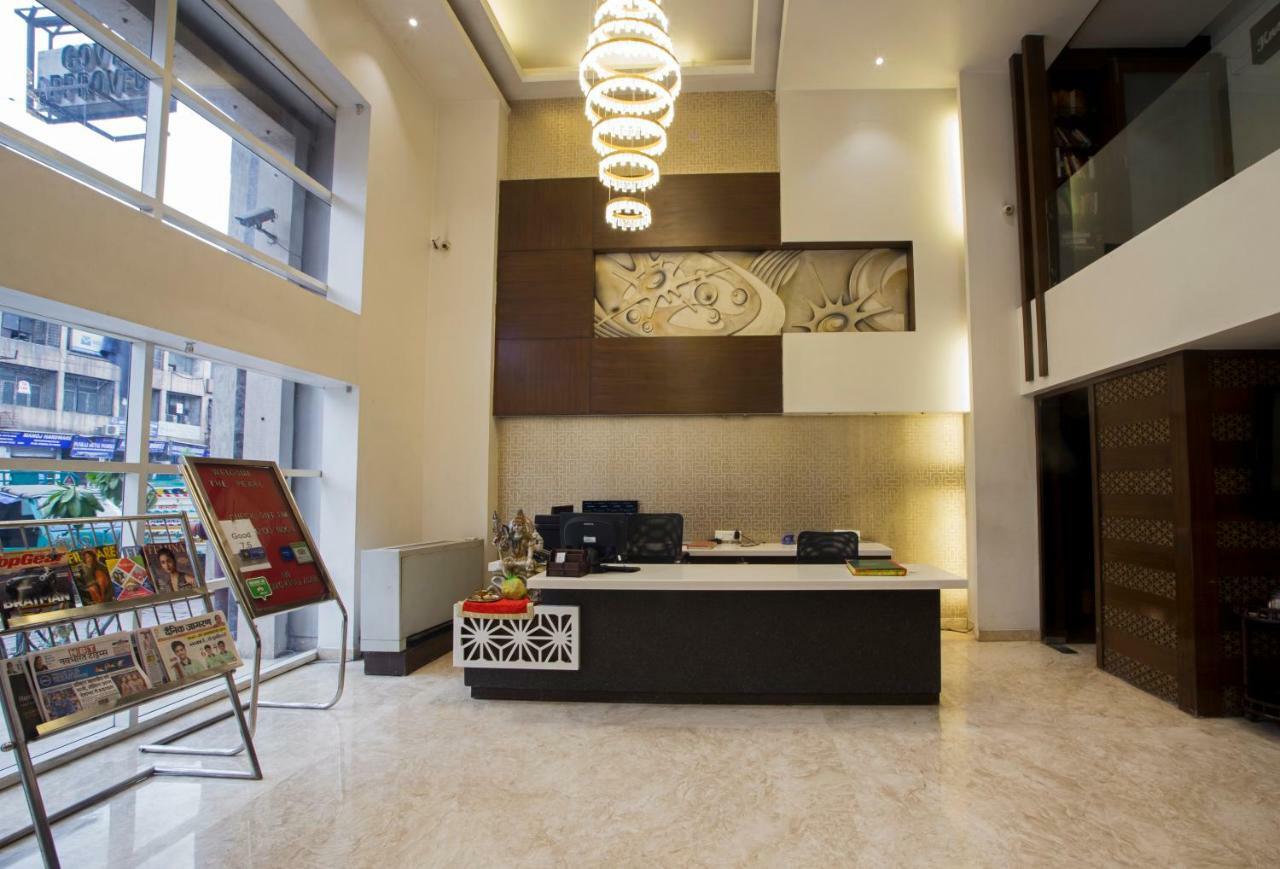 The Pearl Hotel Neu-Delhi Exterior foto